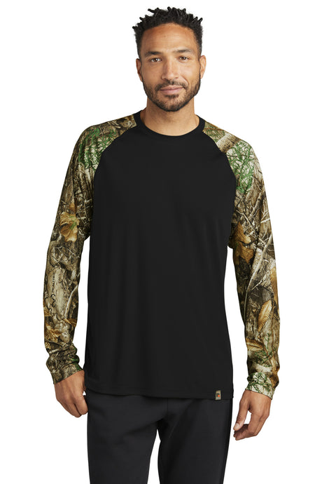 Russell Outdoors Men's   Realtree   Colorblock Performance Long Sleeve Tee RU151LS