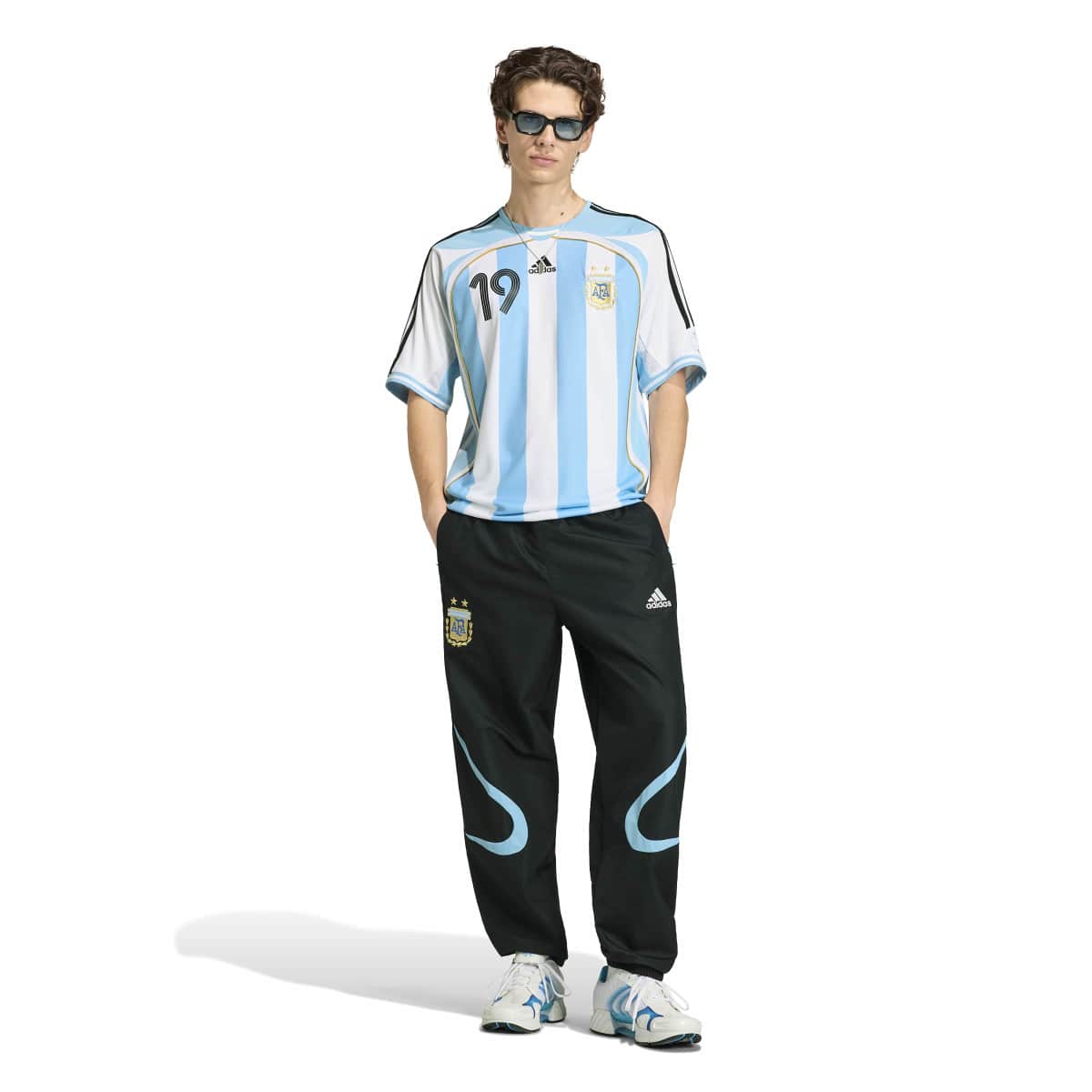 adidas Men's Argentina Home 2006 Messi Jersey-5