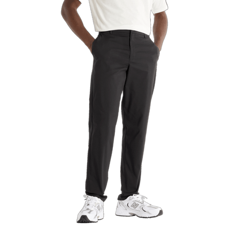 New Balance Men's Athletics Standard 32" Tapered Pant