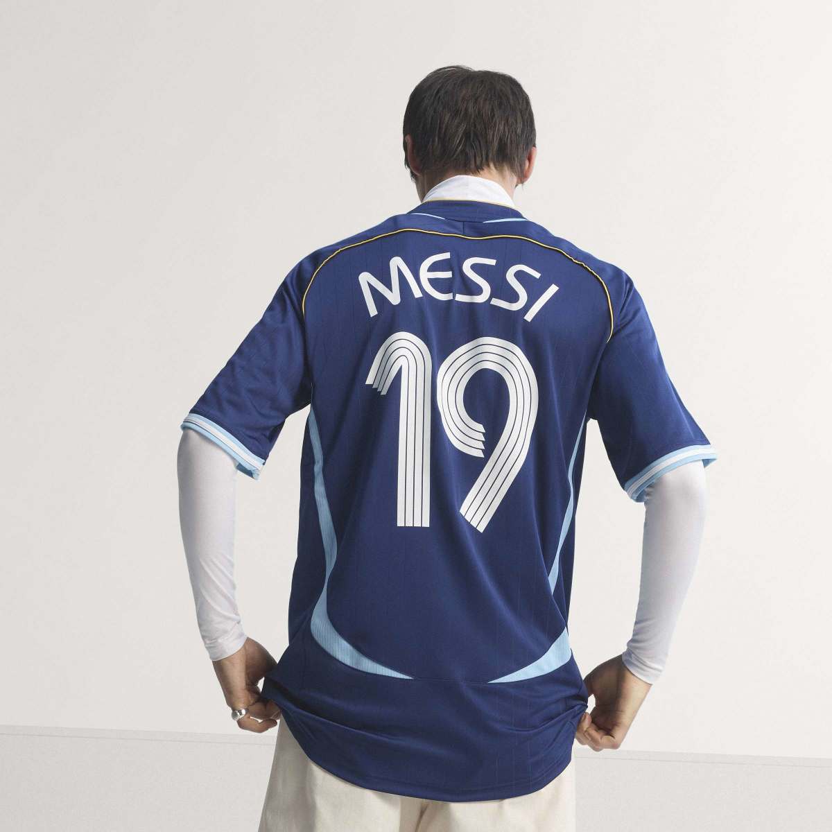 adidas Men's Argentina Away Jersey 2006 Messi-8