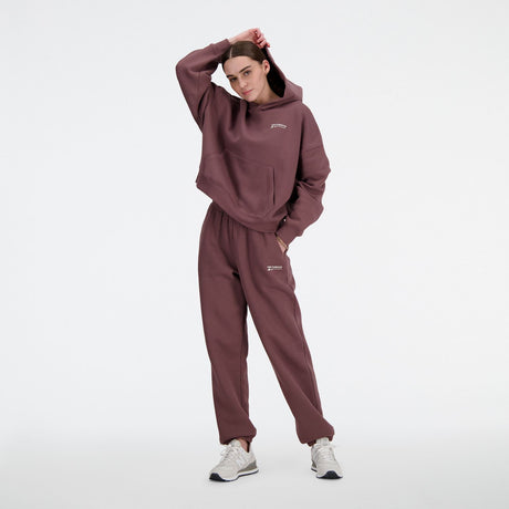 New Balance Women's Linear Heritage Brushed Back Fleece Sweatpants-1
