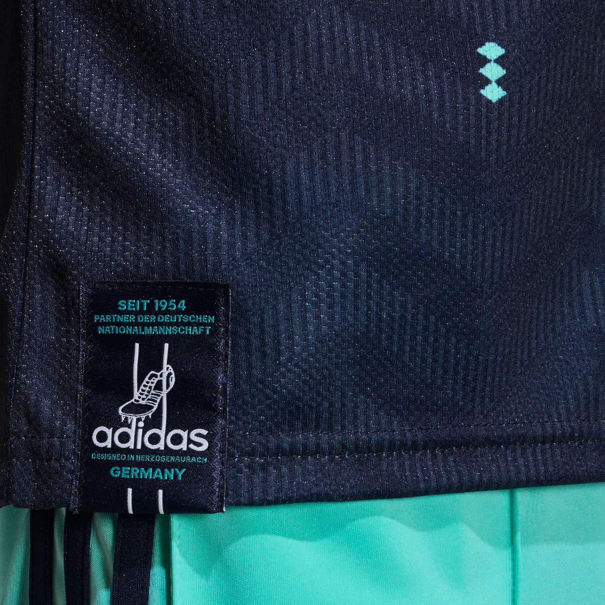 adidas Youth Germany 26 Away Jersey-5