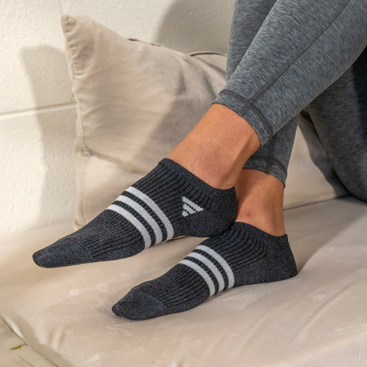 adidas Women's Superlite 3.0 6-Pack No Show Sock-7