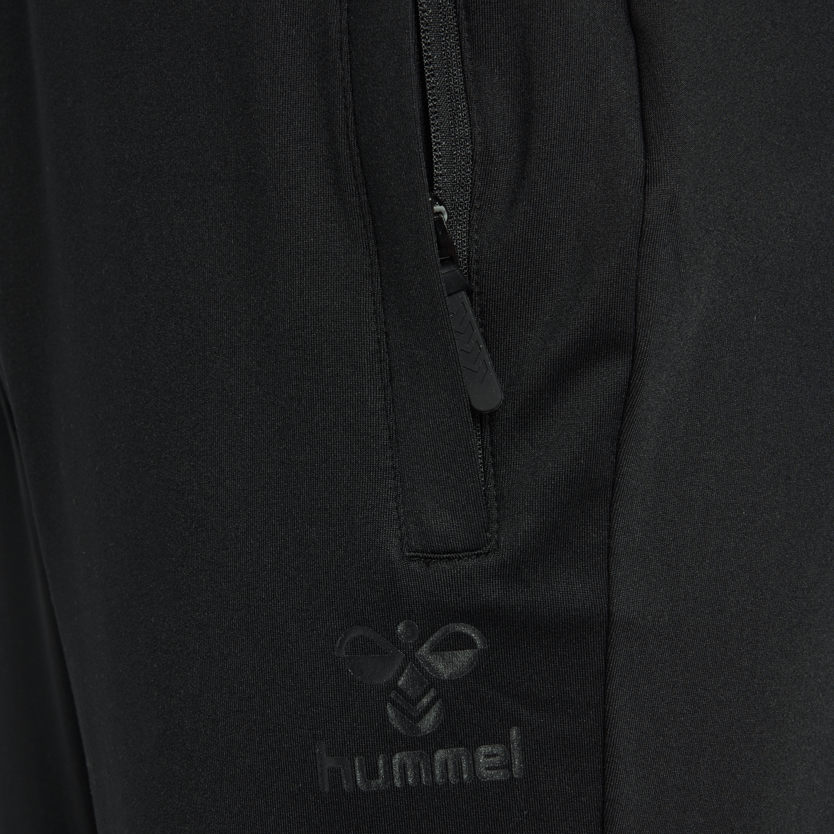 hummel Men's Aston Tapered Pants-3