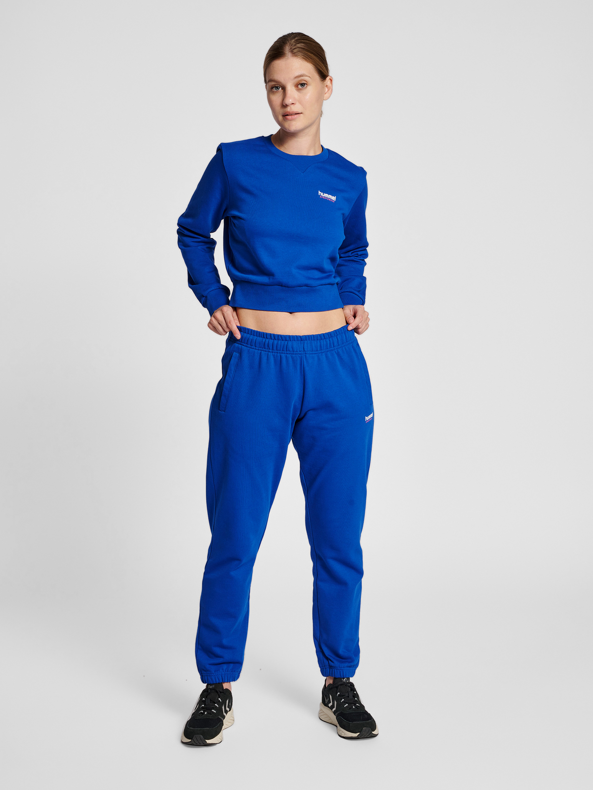 hummel Women's Legacy Shai Shorts Sweatshirt-4