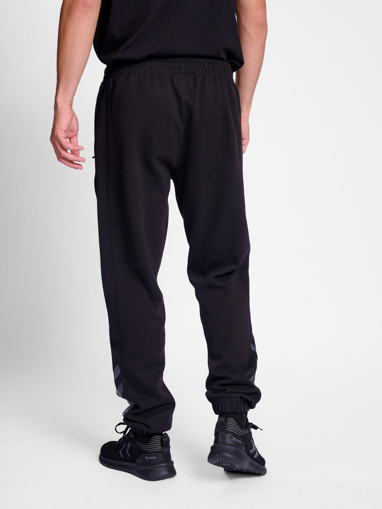 hummel Men's Travel Sweatpants-7