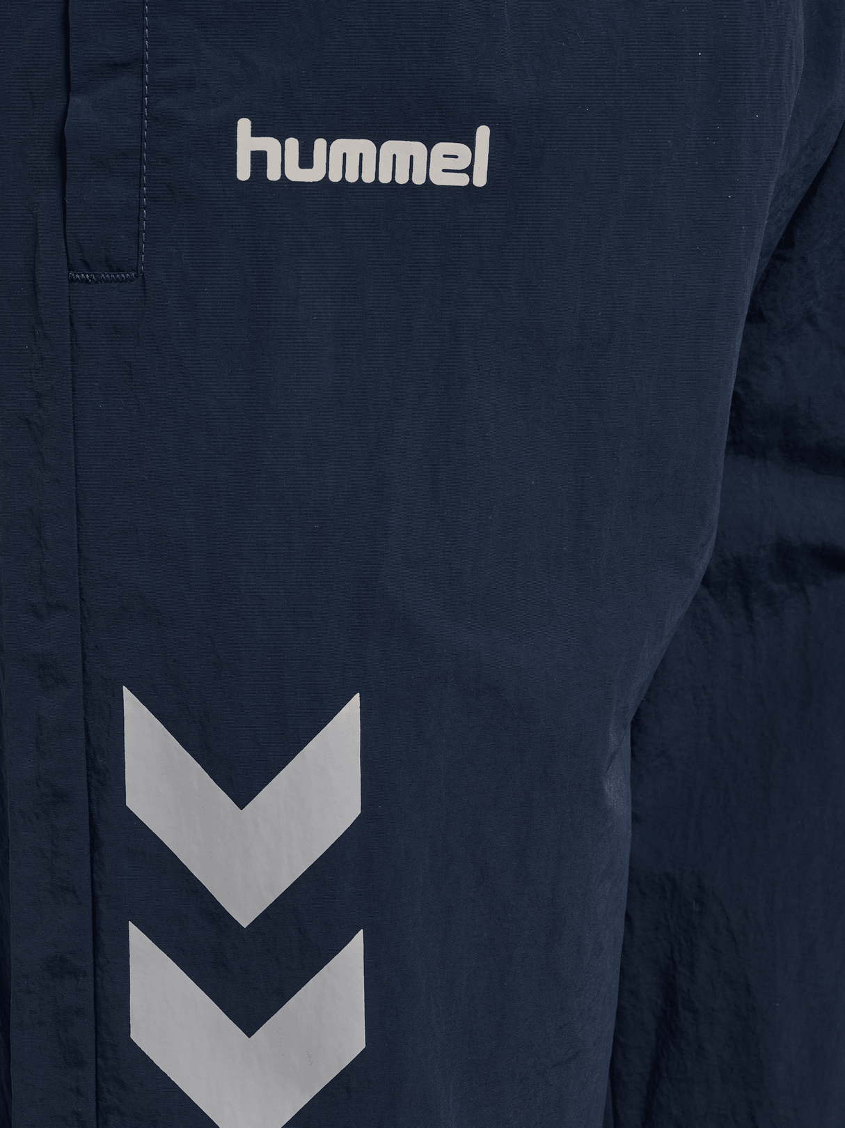 hummel Unisex World 26 Track Pants-3