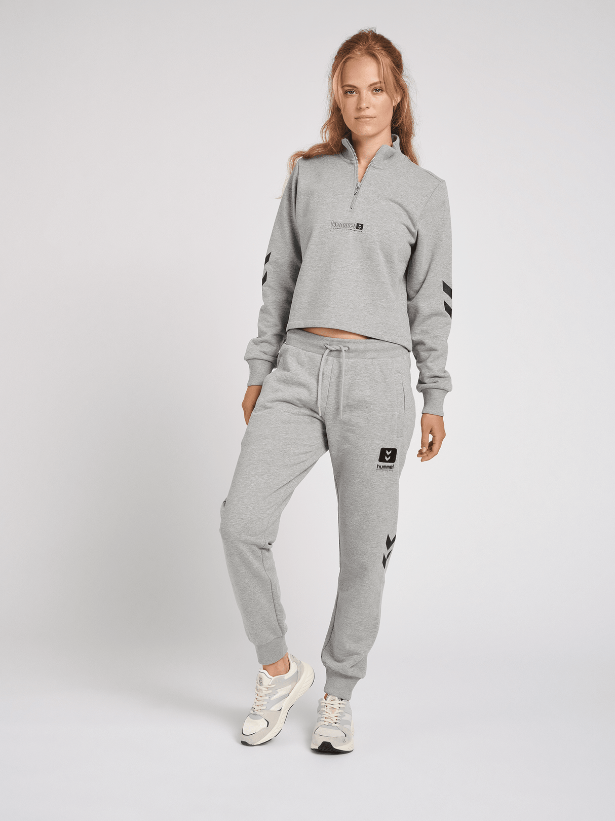 hummel Women's Legacy Alula Regular Pants-5