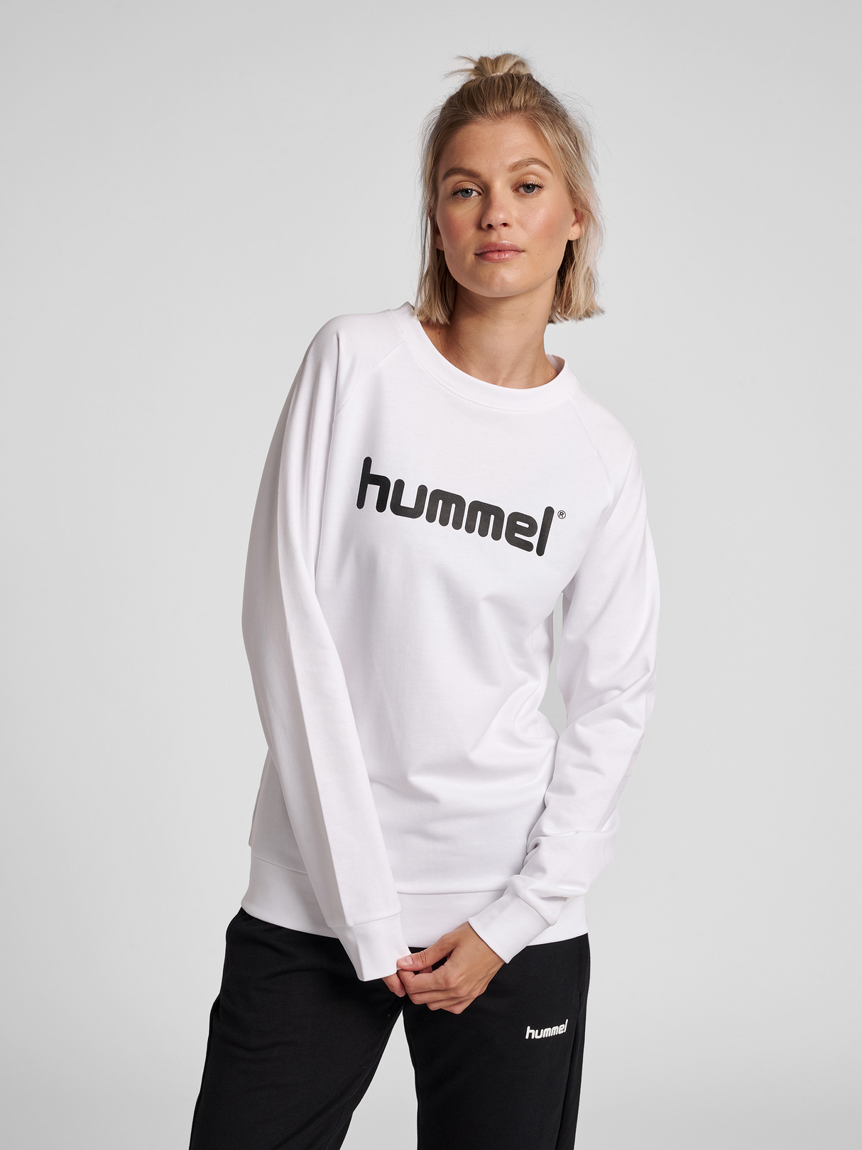 hummel Women's Go Cotton Logo Sweatshirt-4