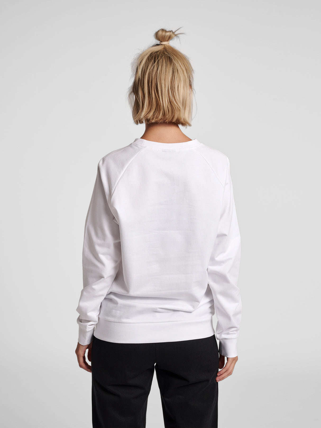 hummel Women's Go Cotton Logo Sweatshirt-5