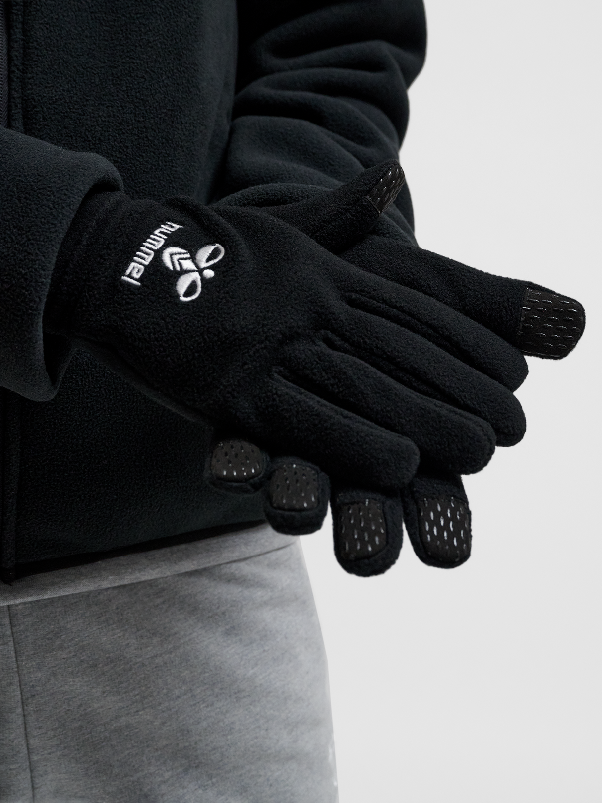 hummel Fleece Gloves-4