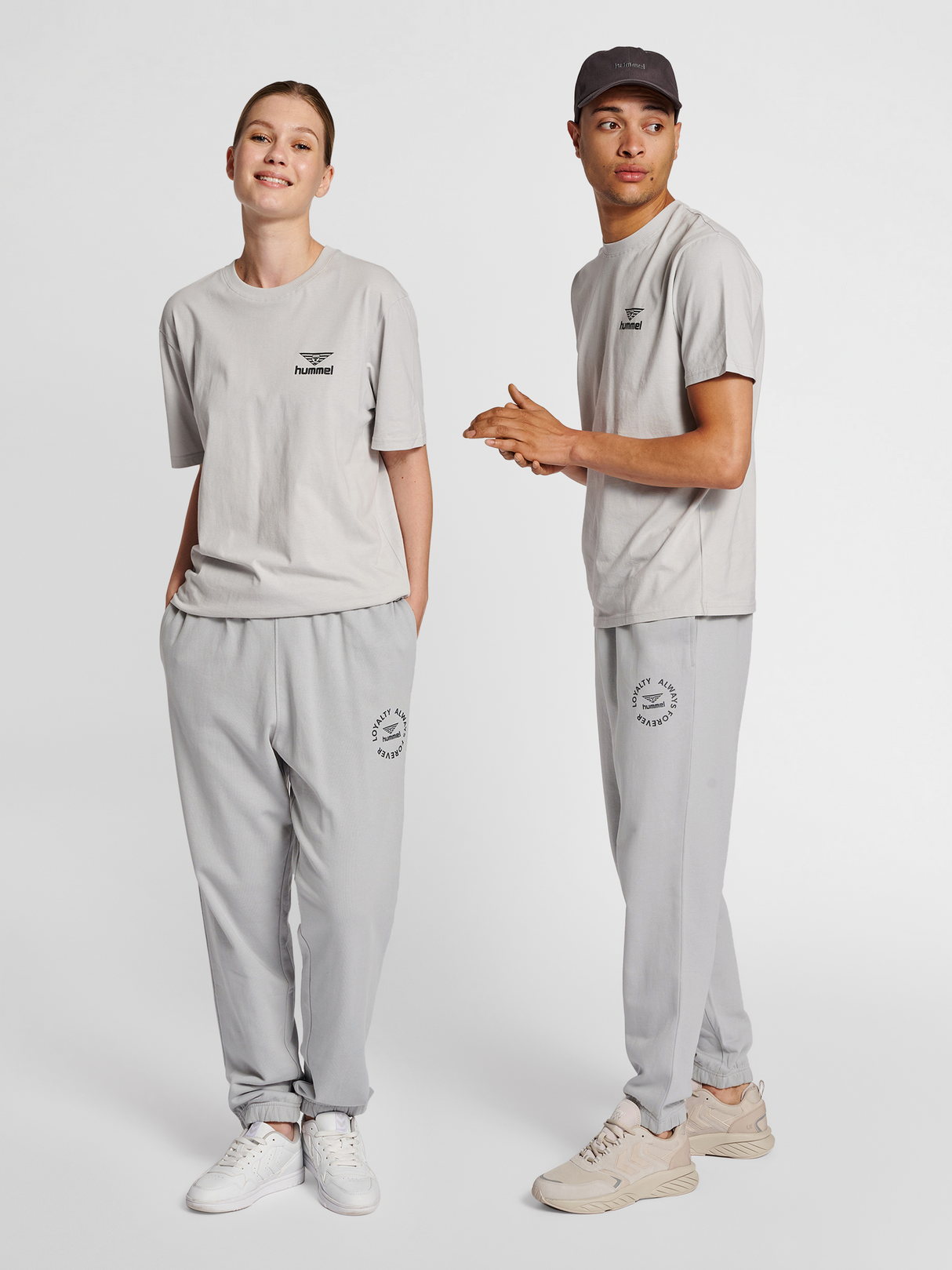 hummel Unisex Legacy Loyalty Sweatpants-5