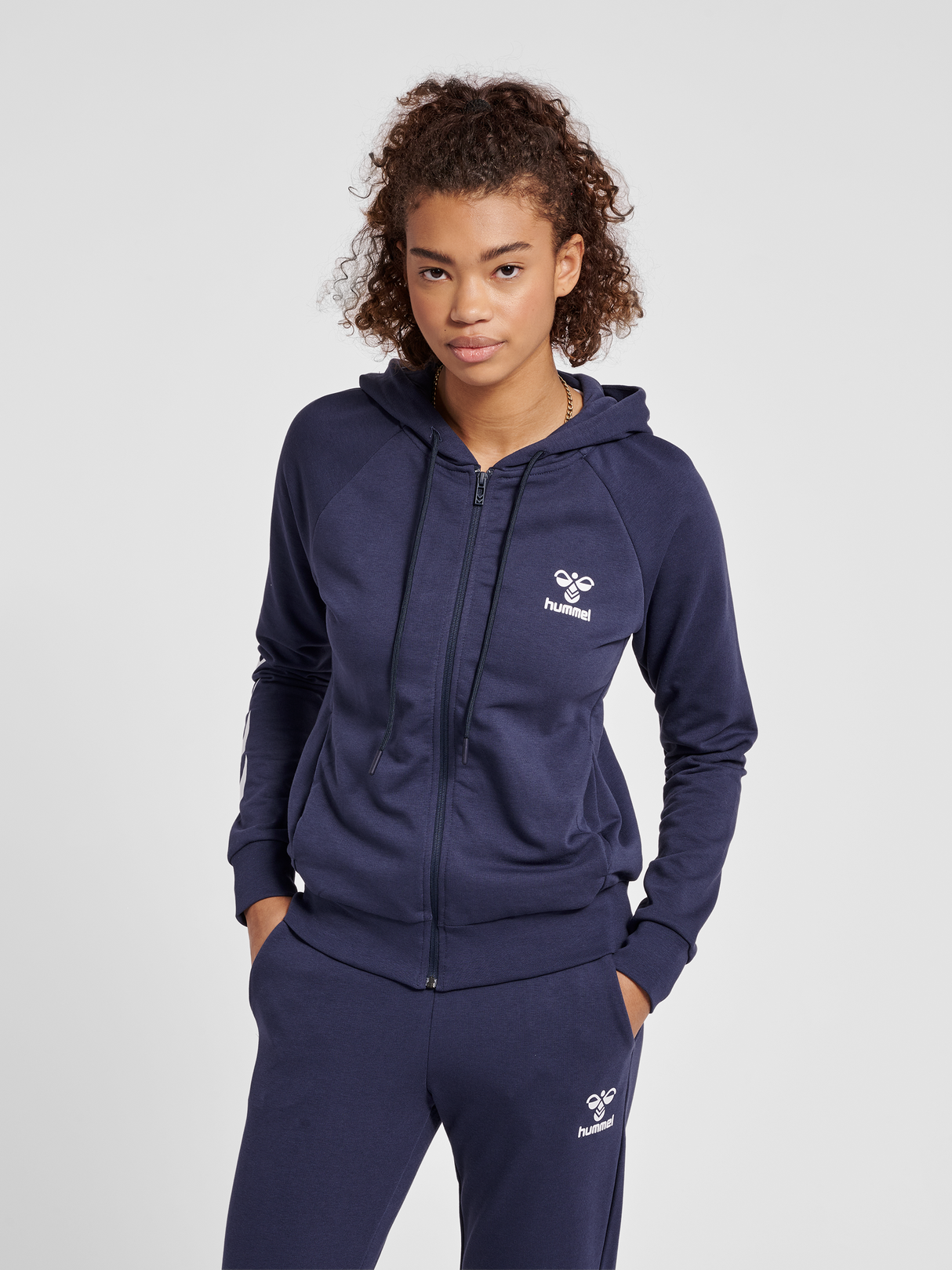 hummel Women's Noni 2.0 Zip Hoodie-5