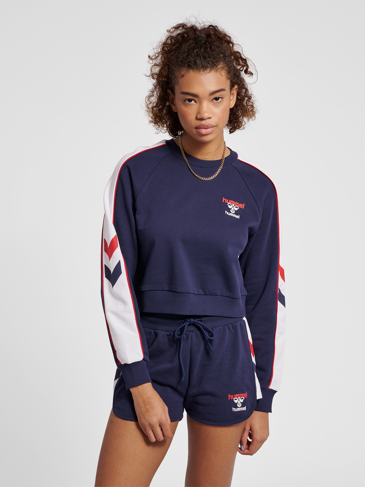 hummel Women's Icons Durban Crop Sweatshirt-6
