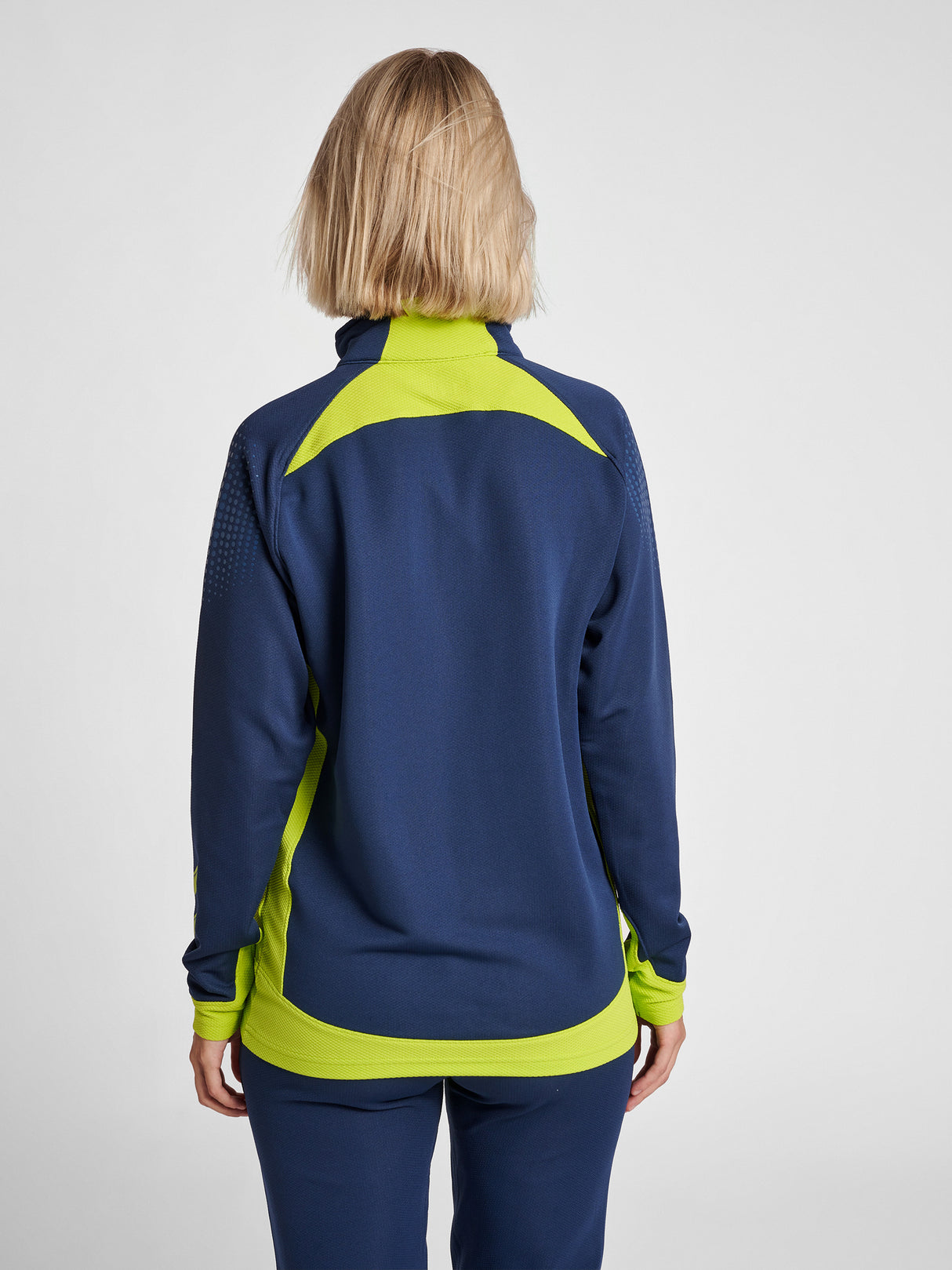 hummel Women's Lead Half Zip-5
