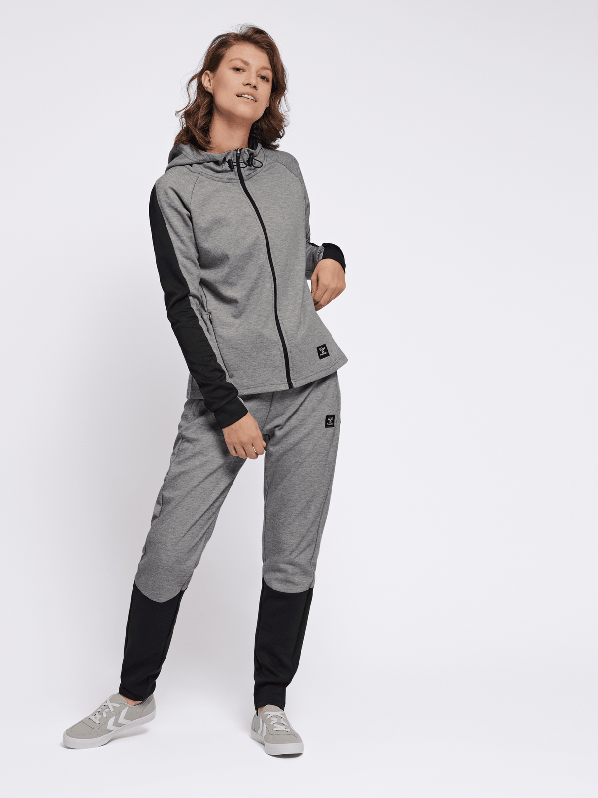 hummel Women's Essi Zip Hoodie-5