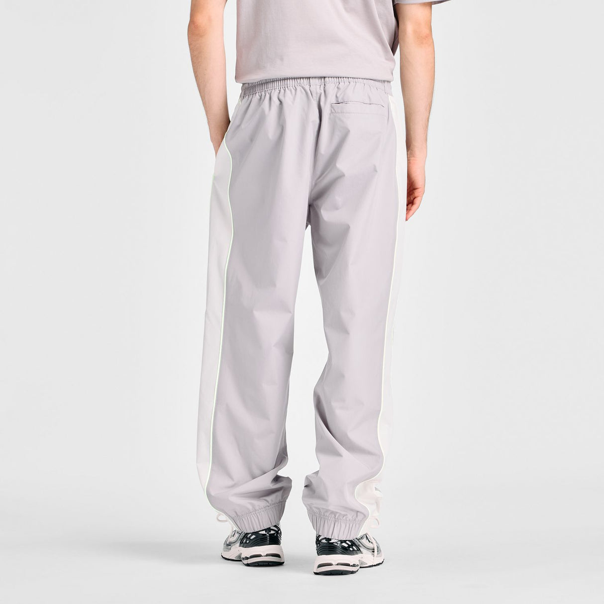 New Balance Men's Trackside Woven Pants-4