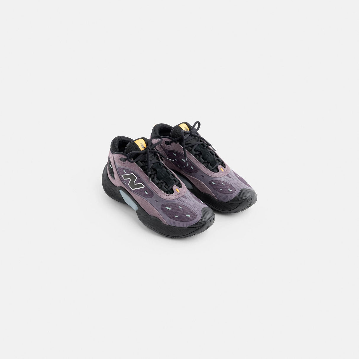 New Balance Men's Fresh Foam BB V3 Basketball Shoe-9