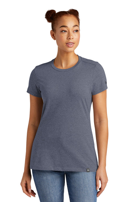 New Era Women's    Heritage Blend Crew Tee