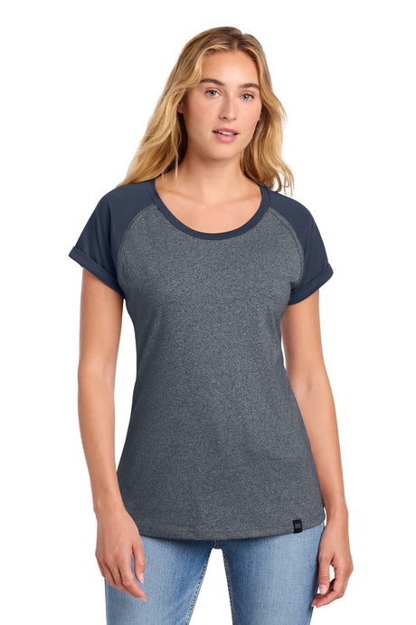 New Era Women's    Heritage Blend Varsity Tee