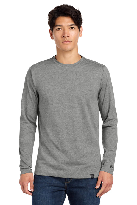 New Era Men's    Heritage Blend Long Sleeve Crew Tee