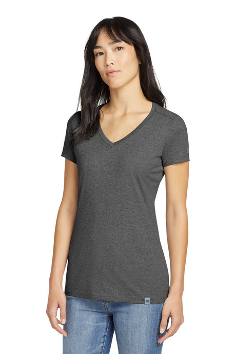 New Era Women's    Heritage Blend V-Neck Tee