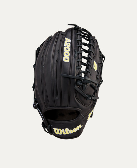 Wilson Men's 2026 A2000 Classics Series OT7 12.75" Outfield Baseball Glove