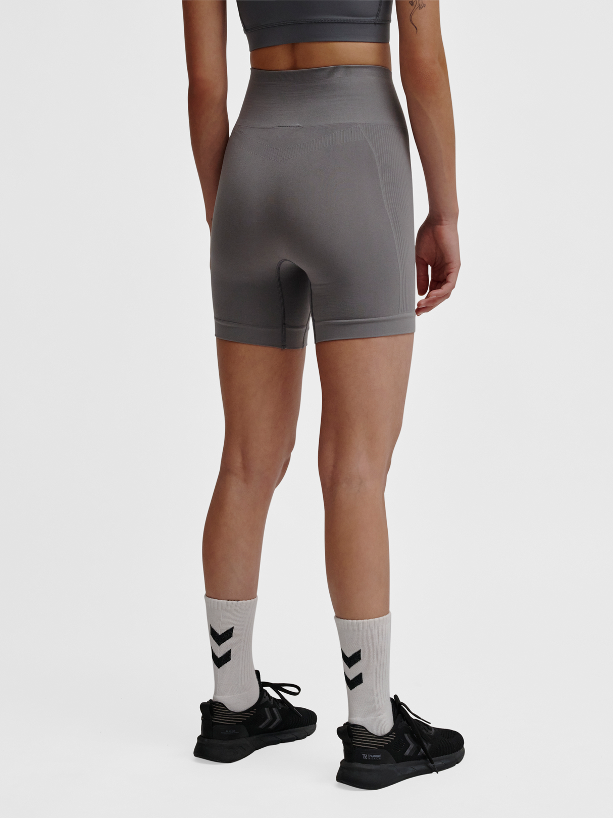 hummel Women's Tiffy Seamless Shorts-4