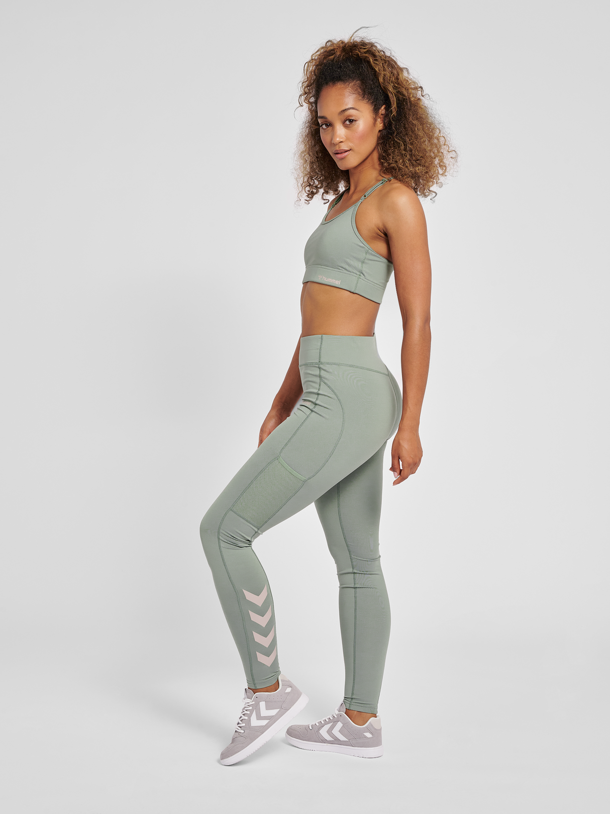 hummel Women's Mindful Training Chipo Mid Waist Tights-4
