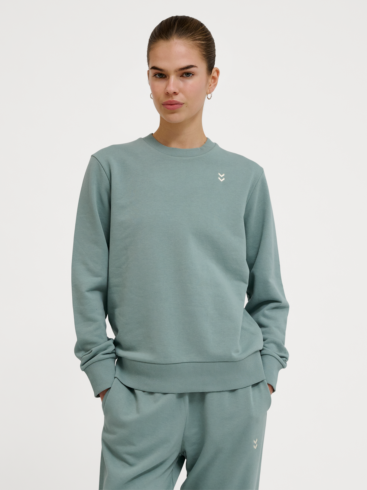 hummel Women's Pulse Sweat Crewneck-5