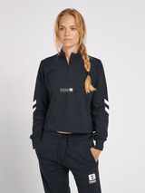 hummel Women's Legacy Nikka Cropped Half Zip-6