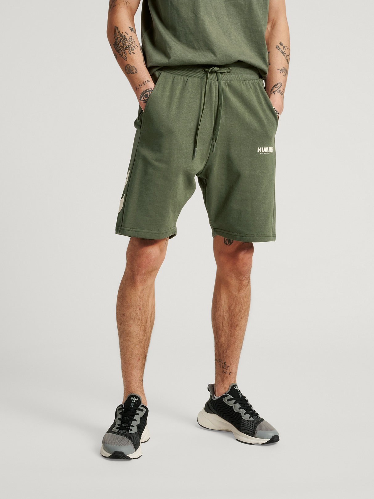 hummel Men's Legacy Shorts-6