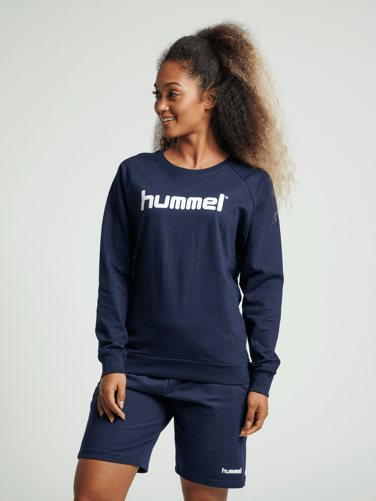 hummel Women's Go Cotton Logo Sweatshirt-4