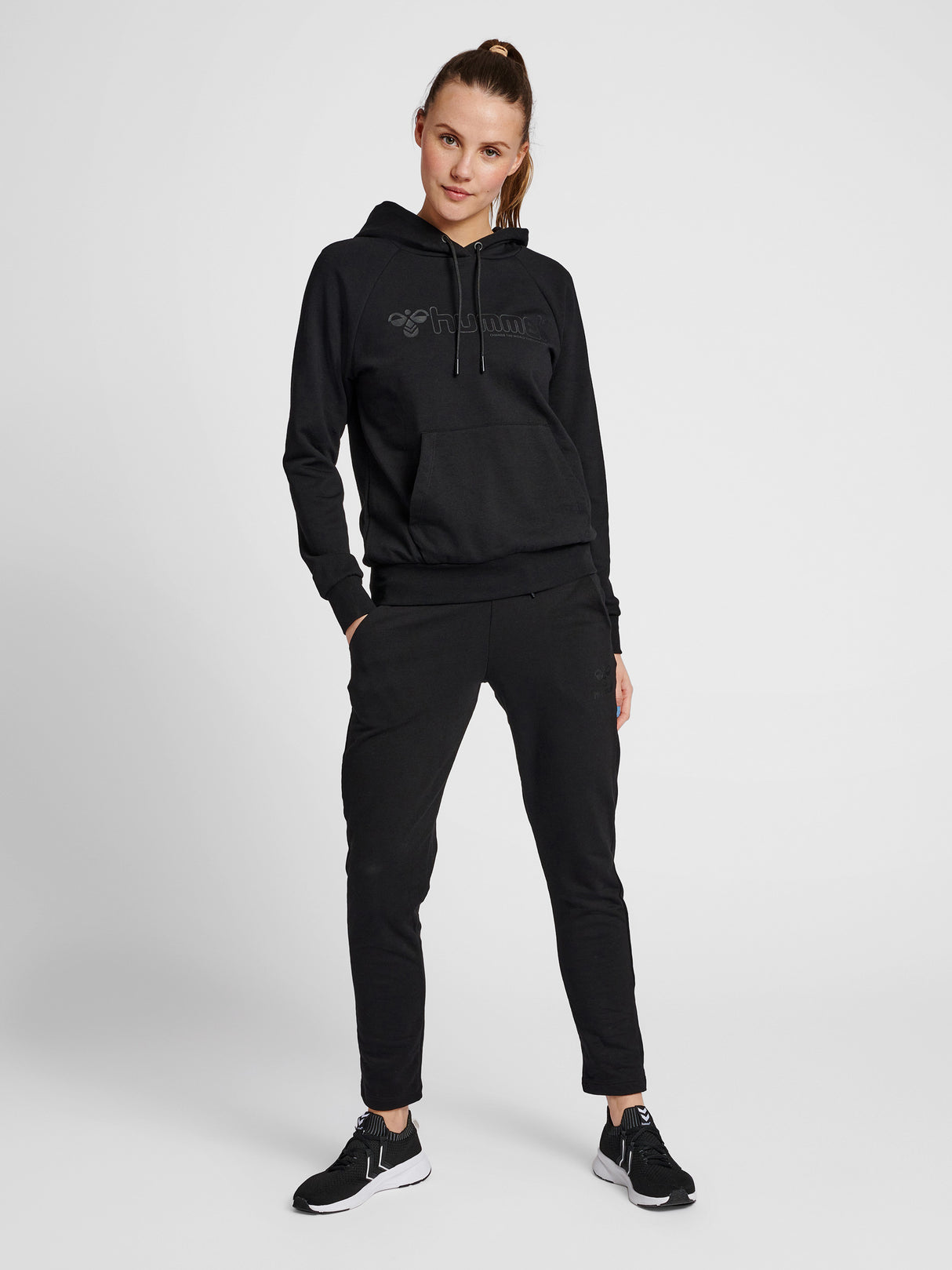 hummel Women's Noni 2.0 Hoodie-6