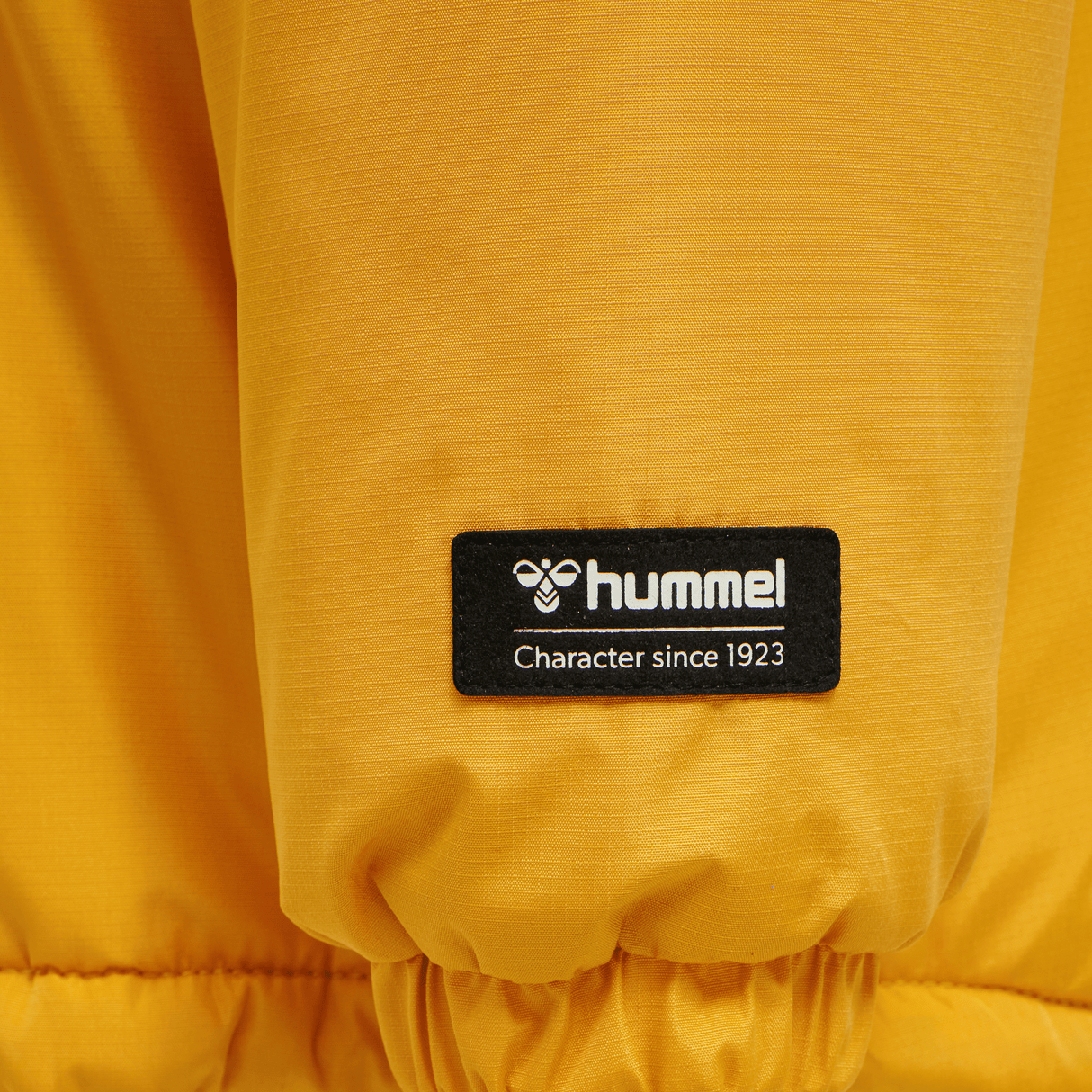 hummel Youth Cozy Jacket-3